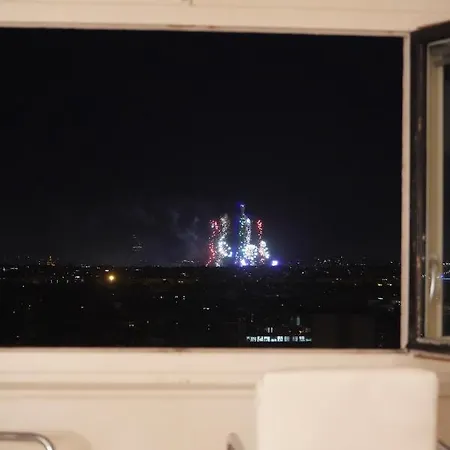 Vue panoramique sur Paris : Sublime appartement au centre de Courbevoie Extérieur photo